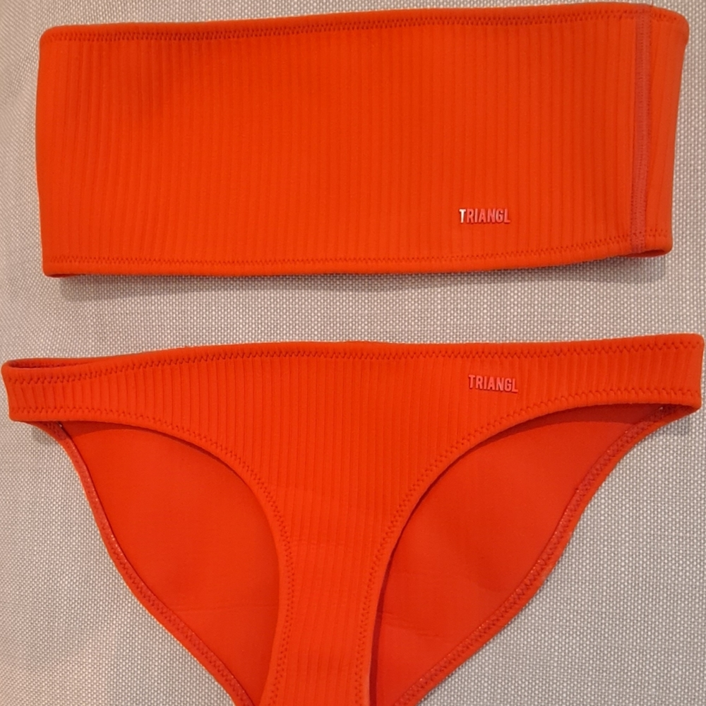Bathing suit